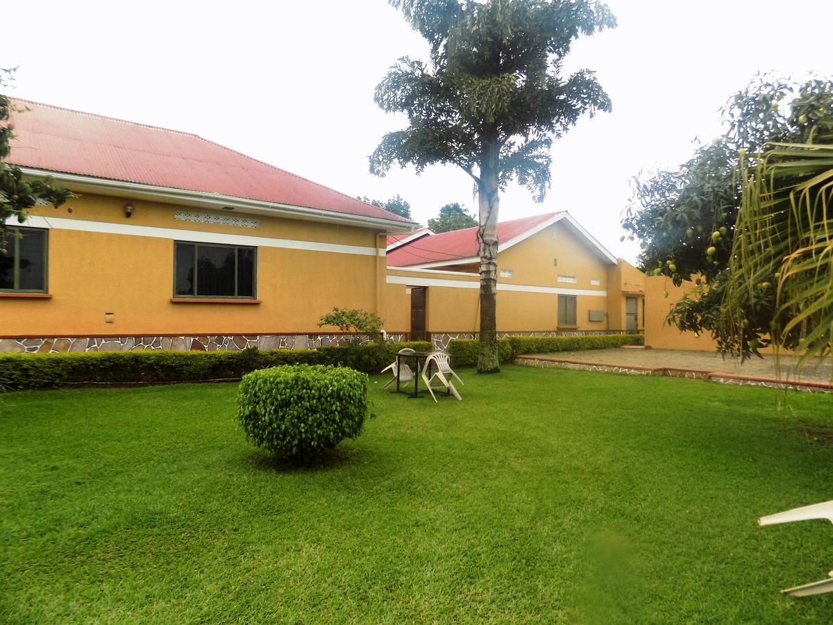 Rhino Motel Mbarara Экстерьер фото